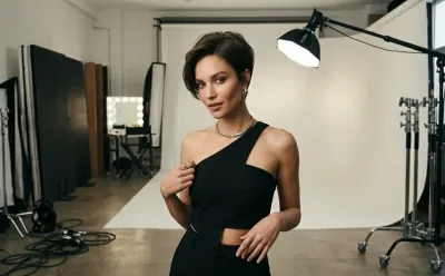 Working The Camera: Concrete Posing And Expression Skills You Can Practice