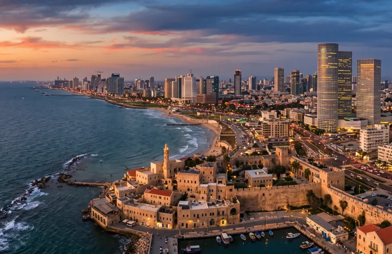 Models in Tel Aviv